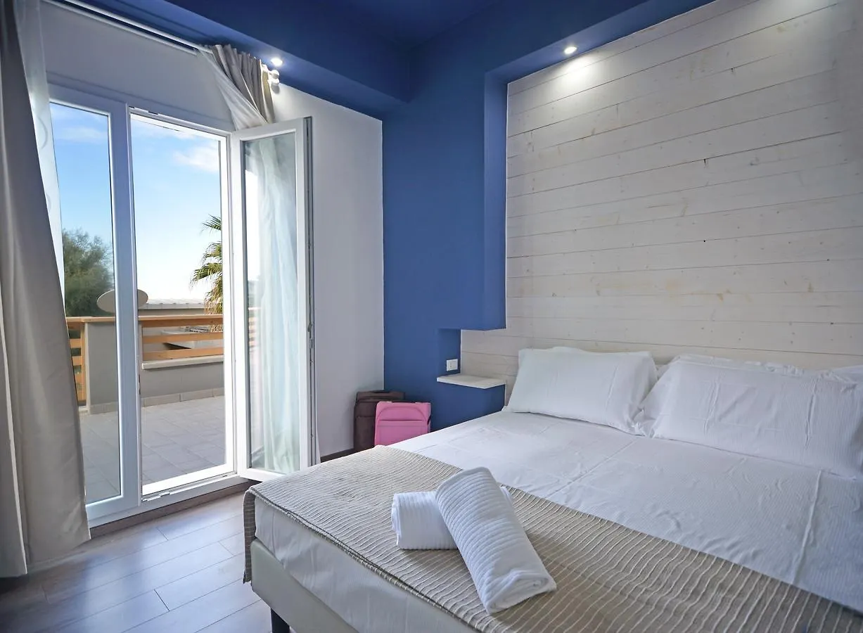 Hotel Della Contrada contacts